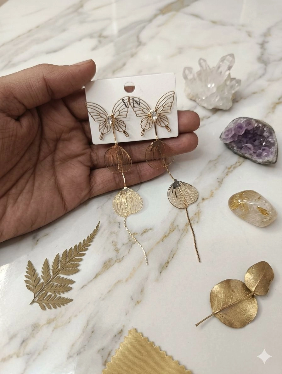 Gold-toned drop earrings 3